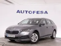 Usado Skoda Octavia Ambition 150 CV (110 kW) 2023 Gris Familiar