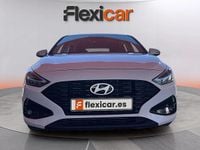 Usado Hyundai i30 101 CV (74 kW) 2024 Blanco Berlina