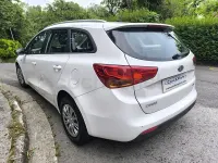 Usado Kia Ceed Sportswagon 110 CV (80 kW) 2018 Blanco Familiar