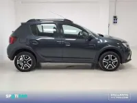 Usado Dacia Sandero Essentiel 90 CV (66 kW) 2018 Azul Utilitario