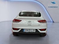 Usado Hyundai i30 120 CV (88 kW) 2020 Blanco Berlina