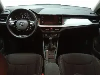 Usado Skoda Kamiq Ambition 110 CV (80 kW) 2022 Blanco SUV