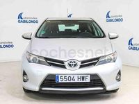 Usado Toyota Auris Active 132 CV (97 kW) 2014 Gris / plata Berlina