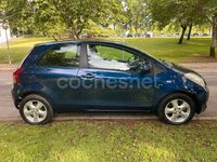 Usado Toyota Yaris 90 CV (66 kW) 2007 Azul Berlina