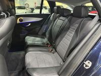 Usado Mercedes E300 320 CV (235 kW) 2022 Azul Familiar