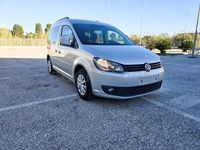 Usado VW Caddy Comfortline 102 CV (75 kW) 2015 Gris / plata Monovolumen
