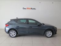 Usado Seat Leon Style 110 CV (80 kW) 2023 Gris Berlina