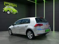 Usado VW Golf VII Advance 105 CV (77 kW) 2014 Gris / plata Berlina