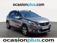 Usado Peugeot 2008 Style 100 CV (73 kW) 2017 Gris plata SUV