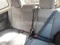 Usado Hyundai Getz 63 CV (46 kW) 2004 Gris / plata Utilitario