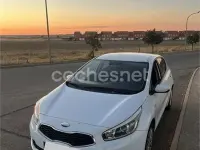 Usado Kia Ceed GT 90 CV (66 kW) 2013 Blanco Berlina
