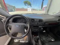 Usado Volvo V40 122 CV (89 kW) 2003 Gris / plata Familiar