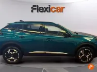 Usado Peugeot 2008 Allure 100 CV (73 kW) 2025 Verde SUV