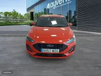 Usado Ford Focus ST-Line 125 CV (91 kW) 2025 Negro Berlina