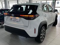 Usado Toyota Yaris Hybrid Style 116 CV (85 kW) 2023 Blanco