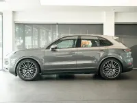 Usado Porsche Cayenne S 474 CV (348 kW) 2024 Gris / plata SUV