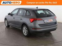 Usado Skoda Scala Active 95 CV (69 kW) 2022 Gris Utilitario