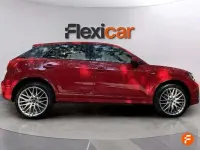 Usado Audi Q2 Premium 150 CV (110 kW) 2024 Rojo SUV
