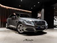 Usado Mercedes E250 Avantgarde 204 CV (150 kW) 2013 Gris / plata Berlina