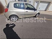 Usado Renault Clio II Dynamique 100 CV (73 kW) 2007 Beige Berlina