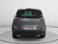 Usado Renault Scénic III Zen 131 CV (96 kW) 2016 Gris Monovolumen
