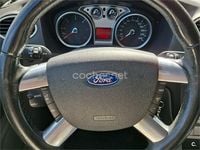 Usado Ford Focus Trend 109 CV (80 kW) 2009 Gris / plata Familiar