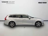 Usado Volvo V60 Core 2025 Gris Familiar