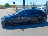 Usado Mercedes CLA220 Shooting Brake AMG line 177 CV (130 kW) 2016 Negro Familiar