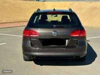 Usado VW Passat 105 CV (77 kW) 2013 Marrón Familiar