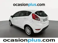 Usado Ford Fiesta Trend 75 CV (55 kW) 2014 Blanco Utilitario