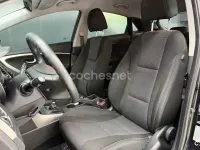 Usado Hyundai i30 Base 100 CV (73 kW) 2012 Negro Berlina