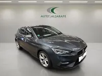 Usado Seat Leon FR 150 CV (110 kW) 2022 Gris / plata Berlina