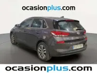 Usado Hyundai i30 110 CV (80 kW) 2018 Gris Utilitario