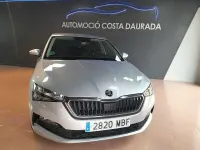 Usado Skoda 110 R Ambition 110 CV (80 kW) 2022 Gris / plata Berlina