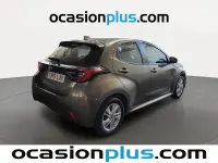 Usado Toyota Yaris Active 116 CV (85 kW) 2022 Gris Utilitario