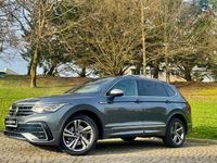 Usado VW Tiguan R-line 193 CV (141 kW) 2024 Gris / plata SUV