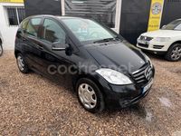 Usado Mercedes A180 Elegance 109 CV (80 kW) 2010 Negro Monovolumen