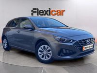 Usado Hyundai i30 120 CV (88 kW) 2021 Gris Familiar