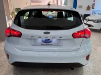 Usado Ford Focus Trend 120 CV (88 kW) 2022 Blanco Berlina