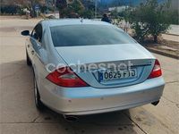 Usado Mercedes CLS320 224 CV (164 kW) 2007 Gris / plata Berlina