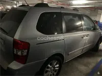 Usado Kia Carnival EX 185 CV (136 kW) 2006 Gris / plata Monovolumen