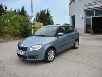 Usado Skoda Fabia 60 CV (44 kW) 2009 Azul Berlina