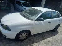 Usado Seat Ibiza 100 CV (73 kW) 2004 Blanco Utilitario