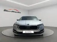 Usado Skoda Octavia Ambition 150 CV (110 kW) 2022 Gris Familiar