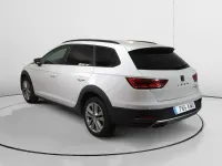 Usado Seat Leon 4Drive 150 CV (110 kW) 2018 Blanco Familiar
