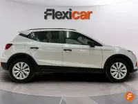 Usado Seat Arona Ecomotive 95 CV (69 kW) 2018 Blanco SUV