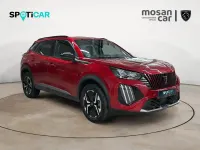 Usado Peugeot 2008 Allure 100 CV (73 kW) 2025 Rojo SUV