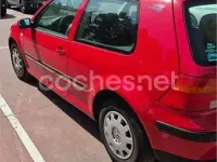 Usado VW Golf IV Conceptline 75 CV (55 kW) 2000 Rojo Berlina