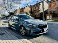 Usado BMW 118 Comfort Edition 150 CV (110 kW) 2024 Gris / plata Berlina