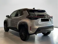 Usado Toyota Yaris Cross 116 CV (85 kW) 2021 Gris / plata SUV